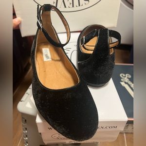 Steve Madden Black Velvet Ballet Flats Size 7